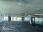 Super bureau 2300 m²hs au lac 2