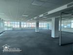 Super bureau 1650 m² hs au lac 2