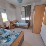 Location estivale: duplex S+3