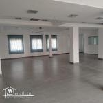 Super bureau 760 m² à Alain savary