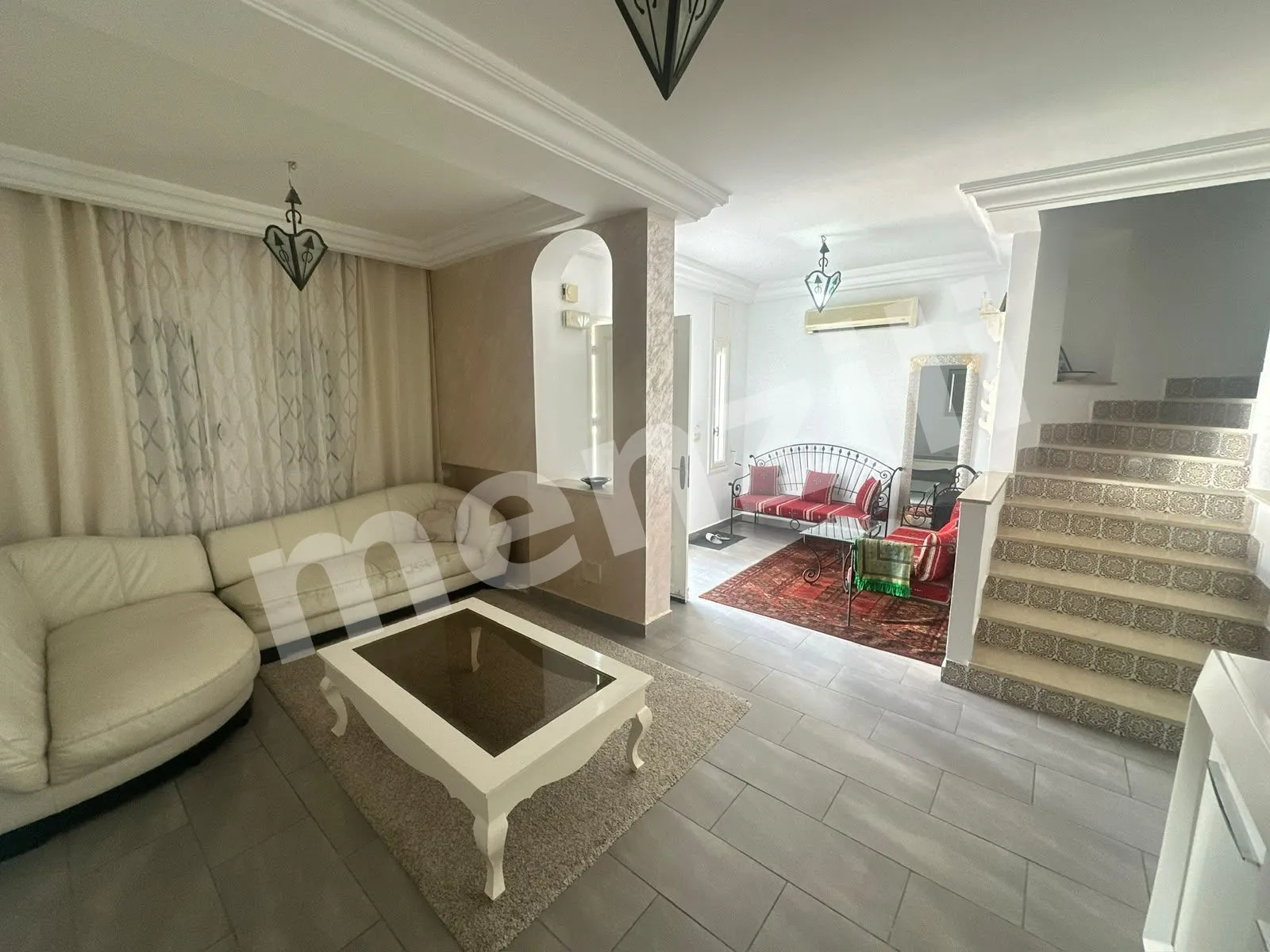 À vendre – Duplex S+3 avec jardin à Hammamet