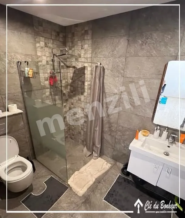 À vendre – Appartement S+1 de 80,6 m² à Chotrana 1, La Soukra