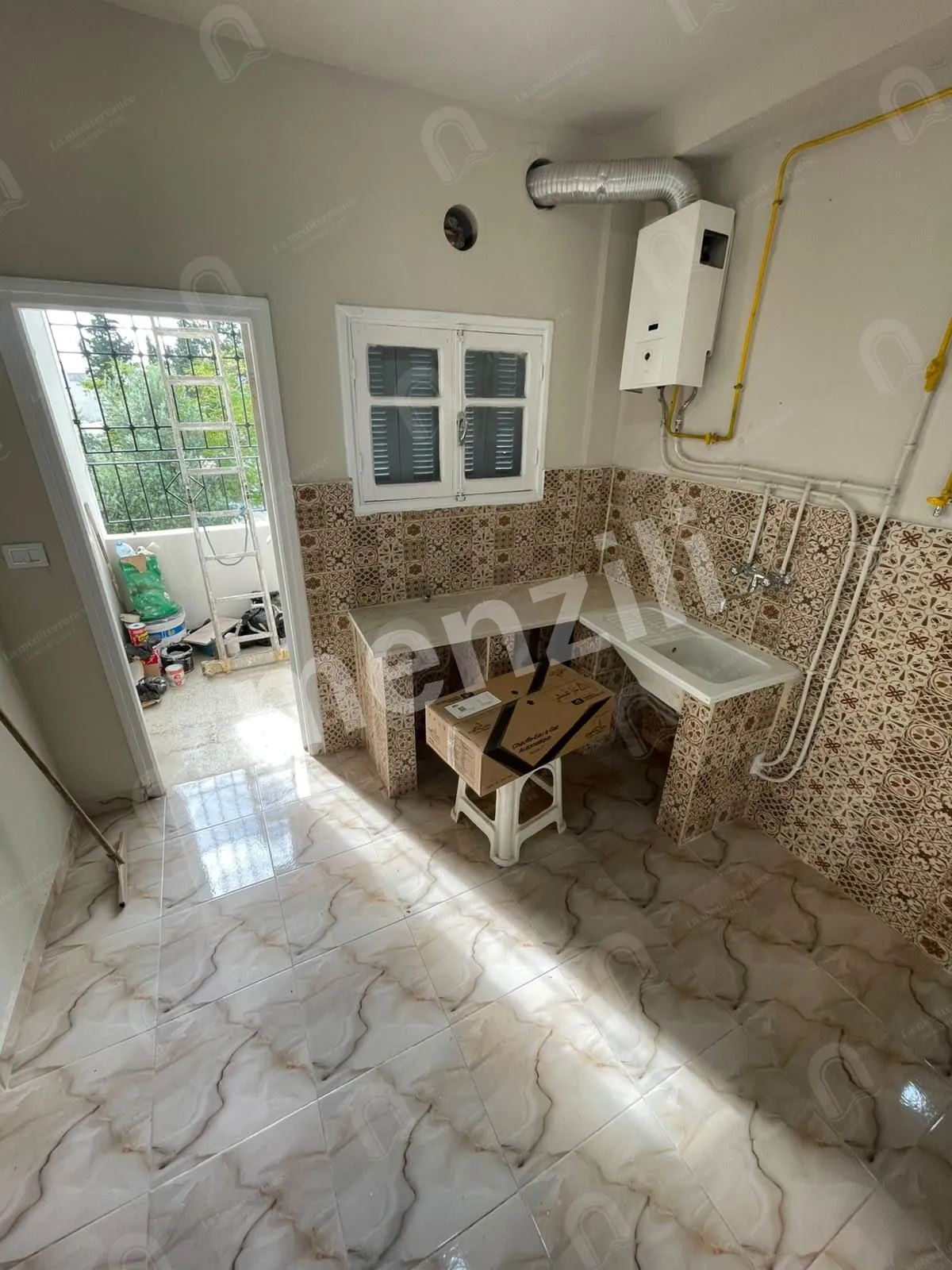 A vendre un appartement S+2 à khaznadar