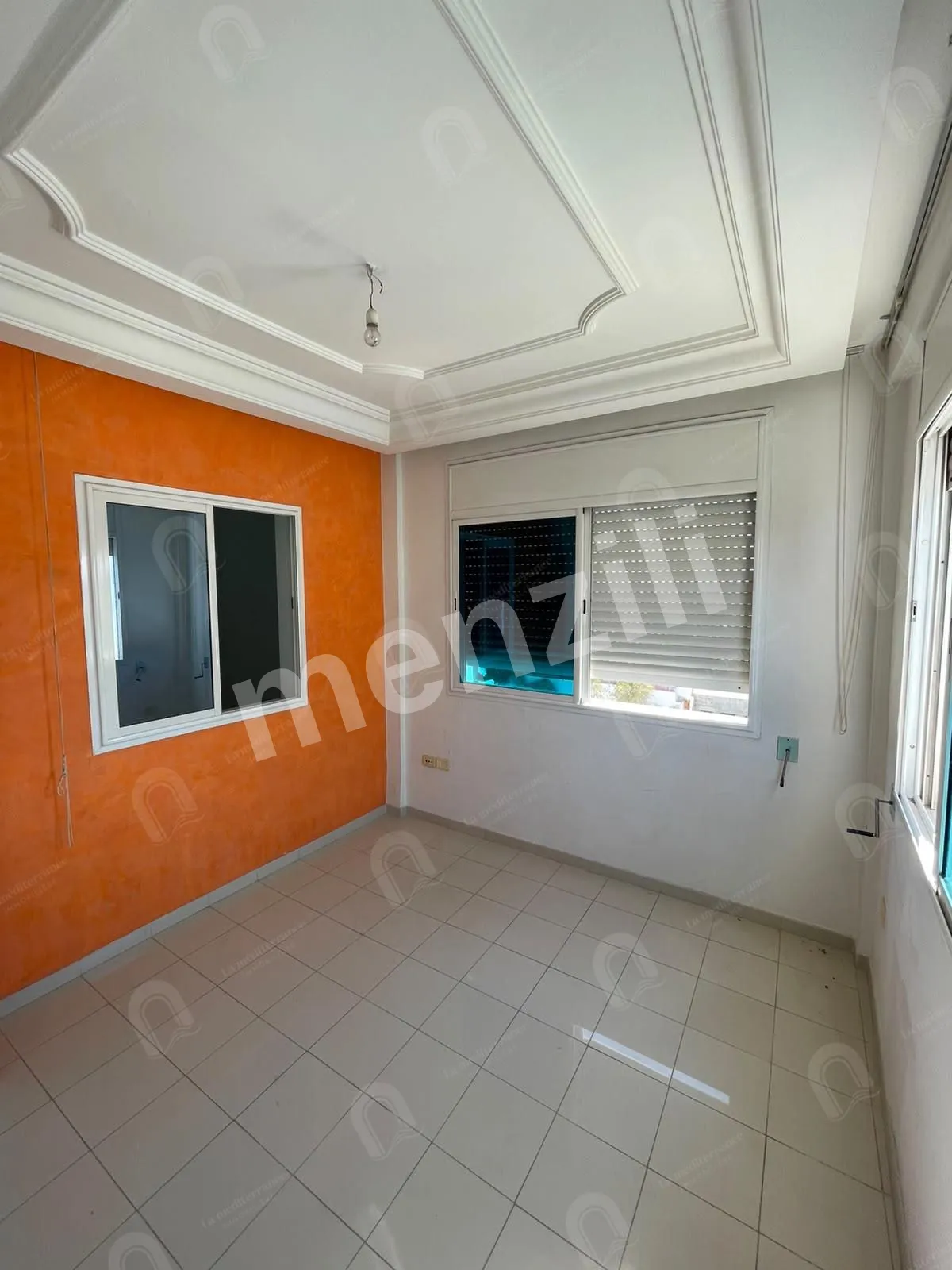A vendre un appartement 2S+3 à khaznadar